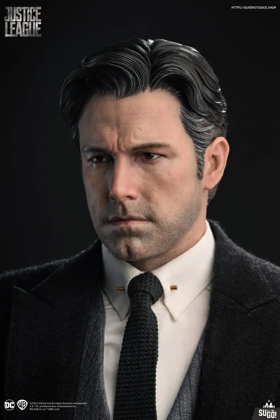 Queen Studios DC Batman Bruce Wayne (Ben Affleck) 1/4 Statue